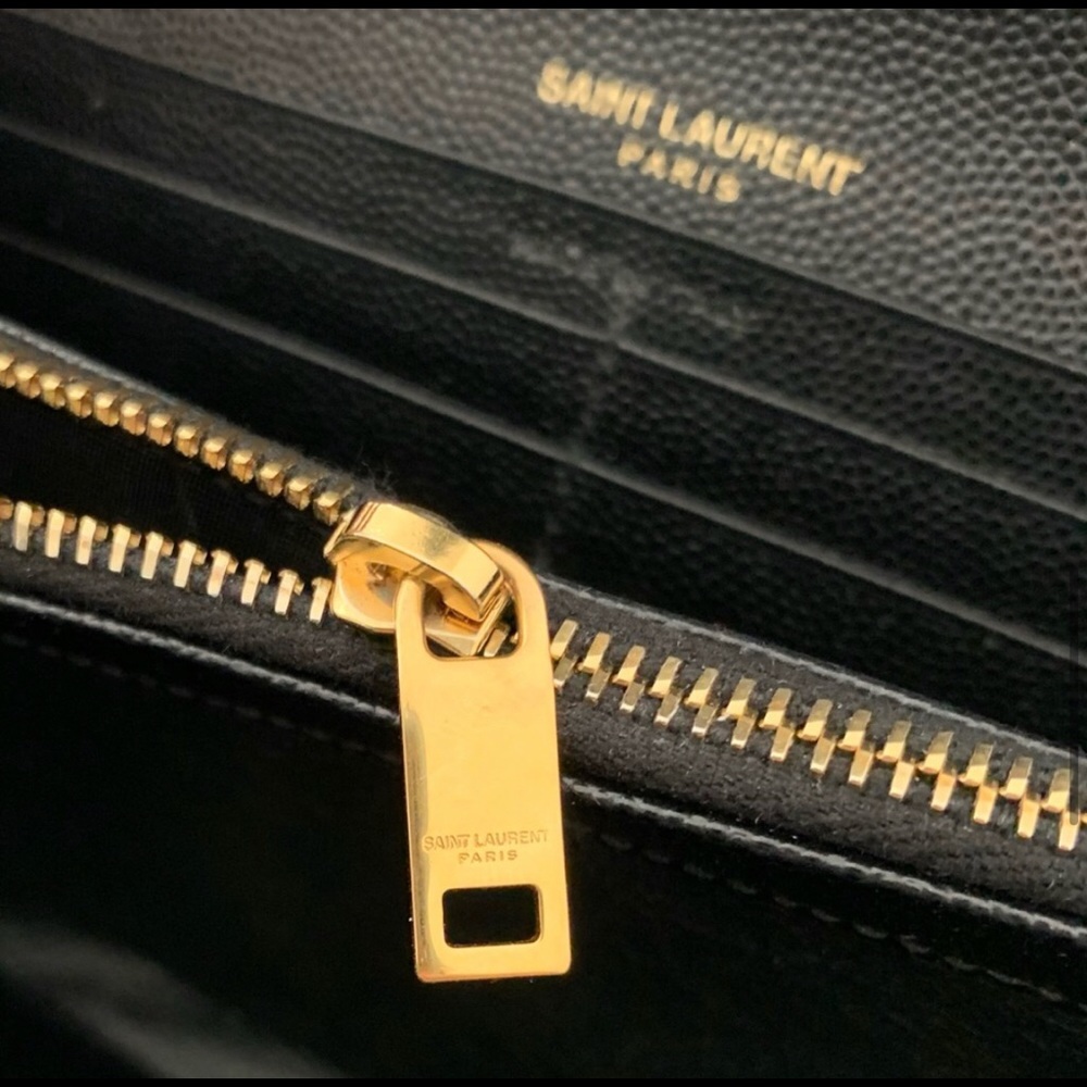 YSL Large Grain de Poudre Leather Flap Wallet - Picture 11 of 12